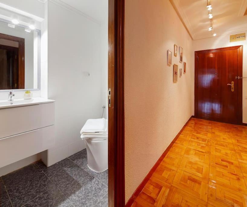 Apartamento Maura 2 Dormitorios Овьедо Экстерьер фото