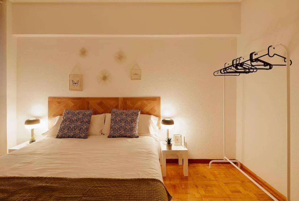 Apartamento Maura 2 Dormitorios Овьедо Экстерьер фото