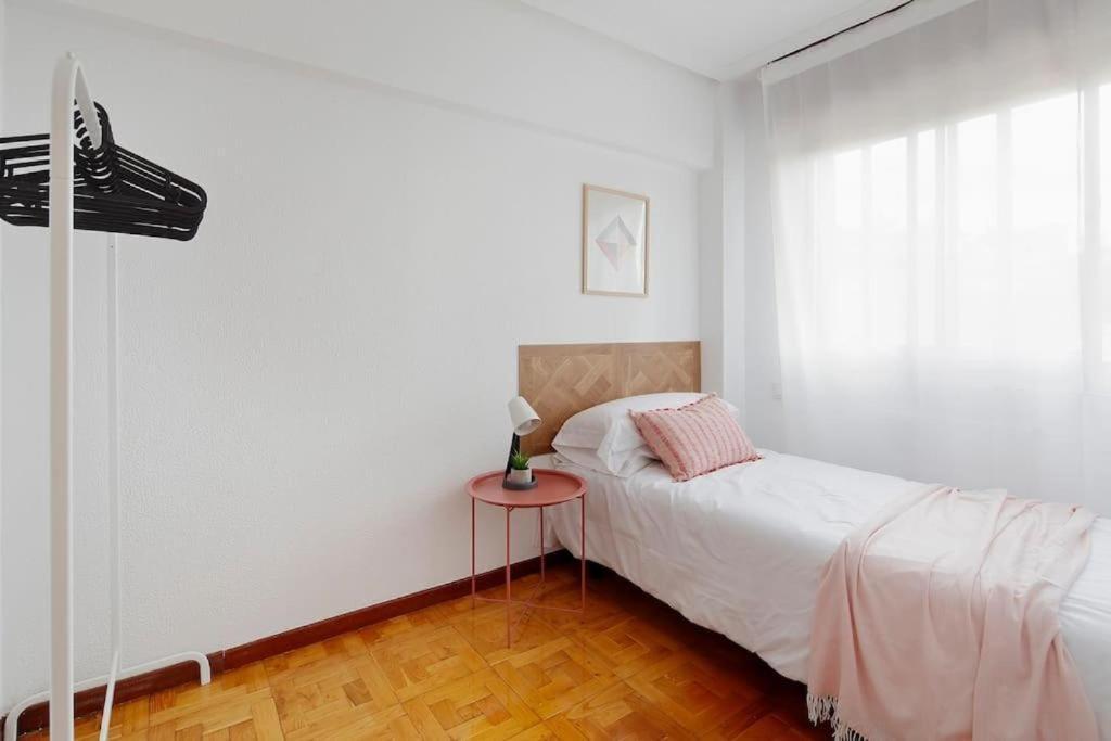 Apartamento Maura 2 Dormitorios Овьедо Экстерьер фото